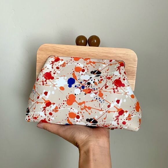 Handmade Genuine Leather Splatter Printed Wooden Frame Clutch with Small Purse - Picture 3 of 16